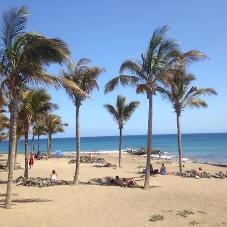 Playa Del Carmen - A Beautiful 4 Bedroom - In The Heart Of Puerto Del Carmen * Puerto del Carmen (Lanzarote)