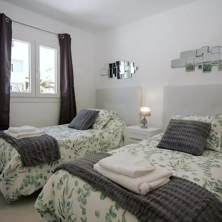 Playa Del Carmen - A Beautiful 4 Bedroom - In The Heart Of Puerto Del Carmen Пуэрто дель Кармен